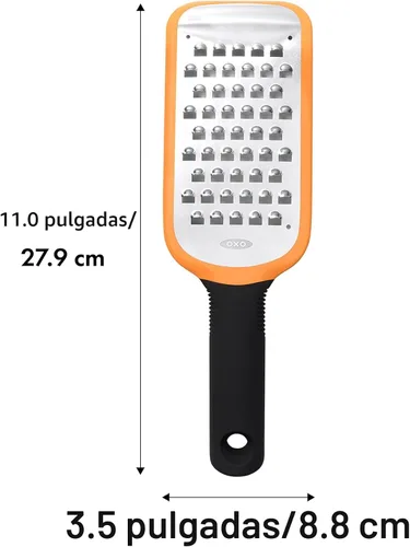 Vista 2 de OXO Good Grips - Rallador grueso grabado, color naranja Rallador de cocina grueso, dientes afilados, mango antideslizante, queso duro, verduras