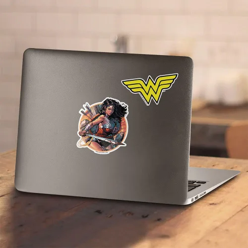 Vista 4 de Popfunk Juvenile Wonder Woman Logo T Shirt & Stickers