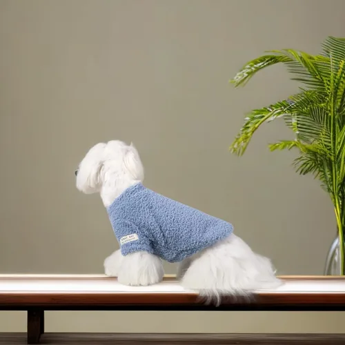Vista 4 de Suéter de invierno para perros pequeños, ropa de felpa sólida para perro, suéteres cálidos y suaves para gatos, ropa de forro polar elástico