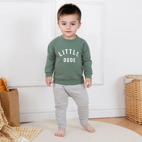 Vista 2 de Conjunto de ropa de 2 piezas para bebés y niños pequeños para otoño e invierno