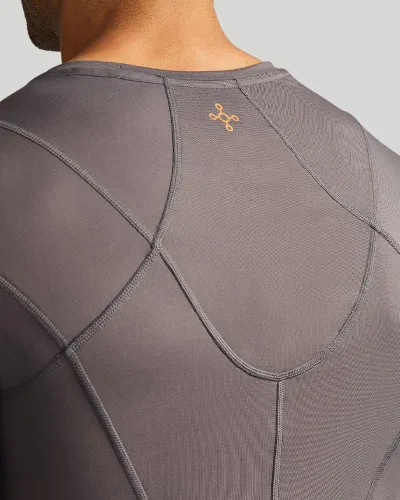 Vista 7 de Tommie Copper Camiseta de compresión con corrector de postura para hombre, con protección solar UPF 50