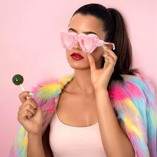 Vista 6 de Gafas de sol de piel para mujer, con forma de corazón, gafas de sol de moda, para fiesta de Halloween