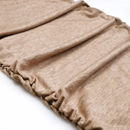 Vista 4 de GINKANA Camiseta de maternidad con manga corta de pétalo, cuello en V, con laterales fruncidos, informal, básica, túnica para embarazo