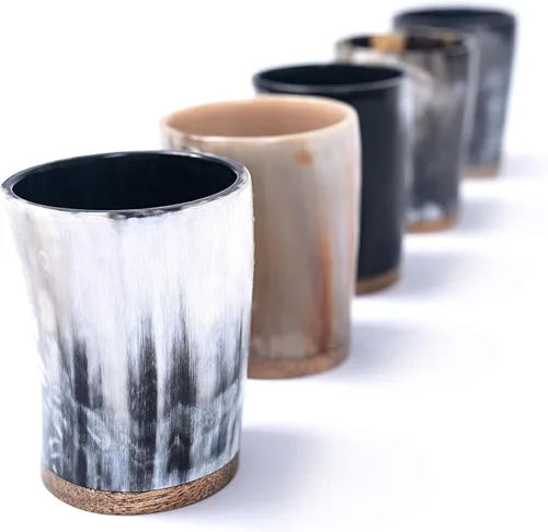 Vista 9 de Norse Tradesman Juego de Copas de Cuerno para Beber (4) – Copas de Tamaño Completo de 12 oz con Grabados de Nudos Celtas y Saco de Regalo