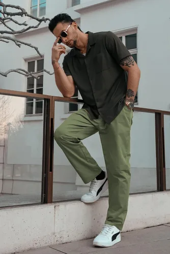 Vista 4 de COOFANDY Pantalones casuales con cordón para hombre, ajuste regular, cintura elástica, algodón básico, pierna recta, pantalones cargo