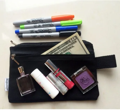 Vista 4 de bolsa de lona de 100% algodón, con cierre, bolsillo para maquillaje, celular, pluma/lapicera, 5 unidades, 16 onzas, Negro M