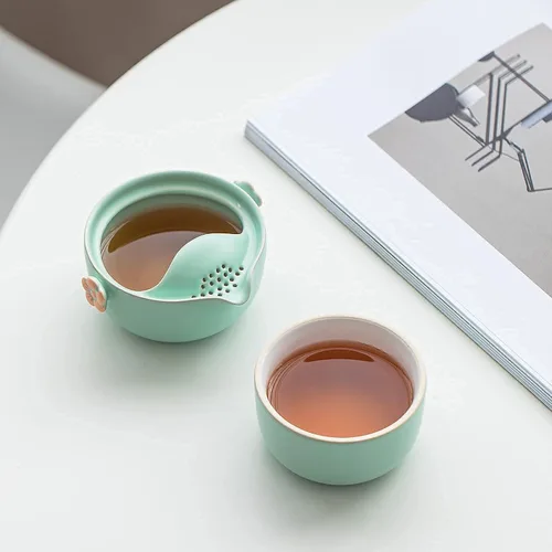 Vista 4 de HEER Travel Gaiwan - Juego de té para uno, juego de tazas de tetera portátil de porcelana, diseño de flor de ciruelo, regalo para mujeres (azul)