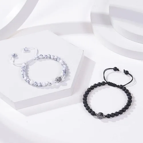 Vista 3 de Lam Hub Fong Pulseras personalizadas con imagen en el interior para hombres, regalos de Navidad, pulsera de cuentas con foto para hombres, regalos
