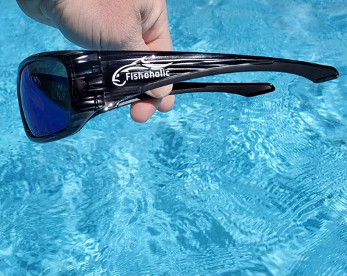 Vista 2 de Fishoholic Pro Series - Gafas de sol polarizadas para pesca con goma, protección solar UV400, regalo de pesca Rubber Accents with Hard Case and