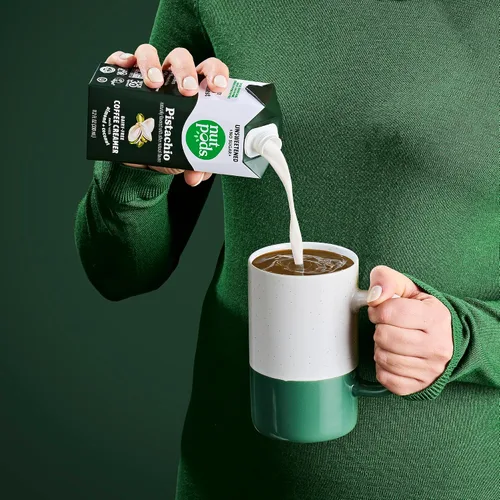 Vista 4 de nutpods Crema de café sin lácteos sin azúcar de pistacho, paquete de 12