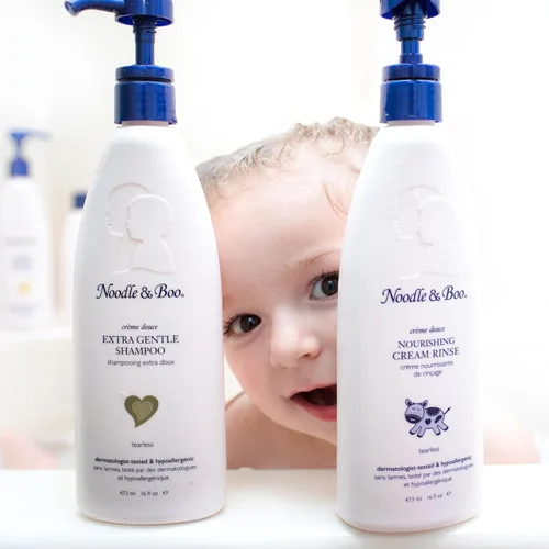 Vista 2 de Noodle & Boo Juego de champú y acondicionador extra suave para bebés, sin desgarros, hipoalergénico, a base de plantas, probado por pediatras