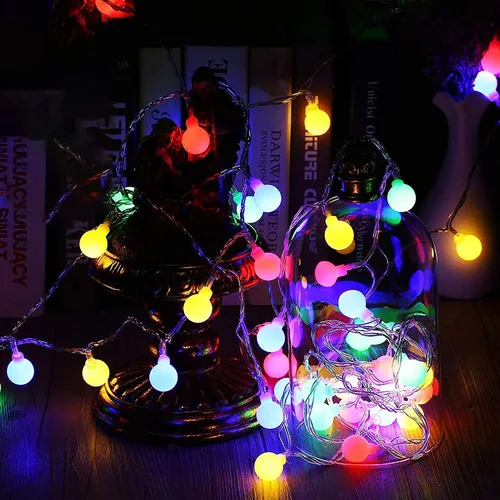 Vista 3 de WERTIOO Luces de cadena de 33 pies con 100 LEDs que funcionan con batería, luces de hadas de globos coloridos con control remoto para Multicolor-33
