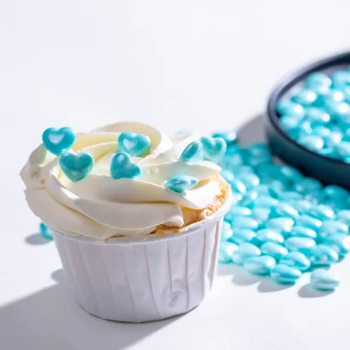 Vista 2 de Gránulos azules de Navidad para tartas de corazón, 4.59 oz, 4.6 onzas, chispas de galletas, perlas de azúcar, perlas de caramelo comestibles