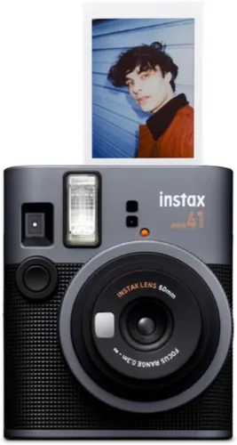 Vista 3 de Fujifilm Paquete de cámara instantánea Instax Mini 41 con película Instax Mini 20 exposiciones + 4 pilas AA + paño de limpieza (4 artículos)