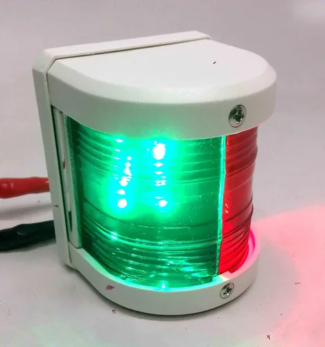 Vista 3 de Pactrade Marine Barco rojo y verde arco LED luz de navegación impermeable 2 millas náuticas