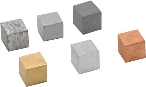 Vista 2 de Eisco Labs - Cubos de densidad, juego de 6 metales, lados de 0.8 pulgadas (20 mm) - Latón, plomo, hierro, cobre, aluminio, zinc - Para usar