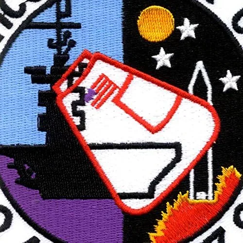 Vista 2 de CVS-14 USS Ticonderoga Parche Apolo 17