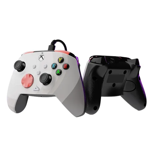 Vista 6 de PDP Radial White Bundle Pack REMATCH Advanced Wired Controller & AIRLITE Wired Headset - Xbox Series XS, Xbox One, & Windows 1011 PC