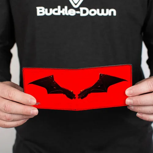 Vista 4 de Buckle-Down Cartera Bifold PU The Batman Película Murciélago Alas Desgastado Rojo Negro, Batman