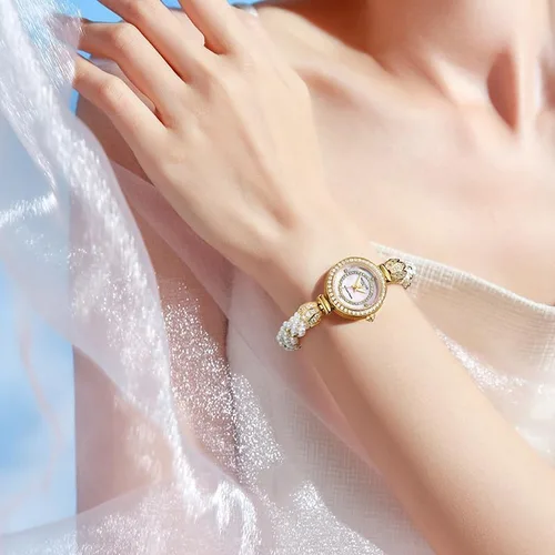 Vista 4 de Reloj de pulsera de oro para mujer, correa de cadena de perlas giratoria, esfera deslumbrante, impermeable, regalo para mujer R0262JF