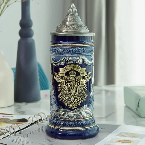 Vista 7 de HAUCOZE Jarra de Cerveza Alemana con Medallón de Águila, Tankard Vikingo para Beber con Tapa de Peltre para Regalos de Cumpleaños Hombres Padre