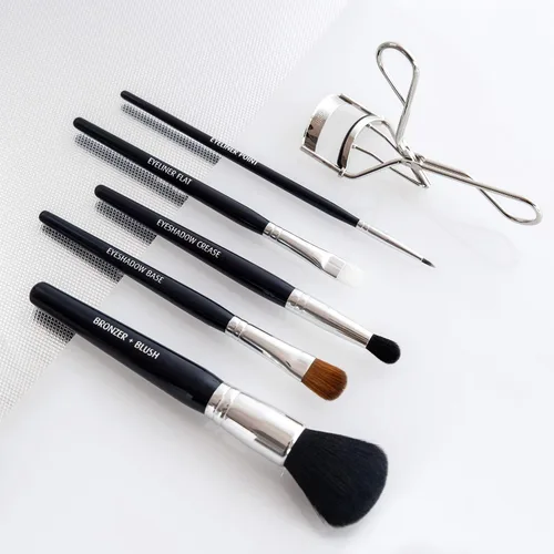 Vista 8 de Lune+Aster Powerlash - Rizador de pestañas Diseño japonés, forma universal con almohadillas acolchadas suaves y redondeadas