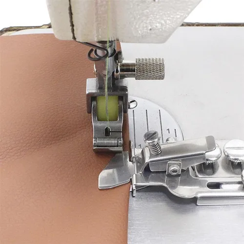 Vista 2 de Guía de costura de costura Presser Foot Fine Tucker Gauge Herramienta de bricolaje ajustable con destornillador para máquina de coser industrial
