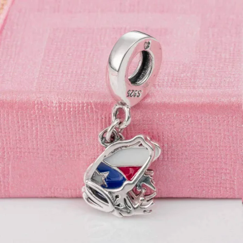 Vista 3 de Hang Charm - Zapatilla de tacón alto de plata de ley 925, bandera de Puerto Rico, cuerno italiano rojo, cuentas colgantes de cinta de supervivientes