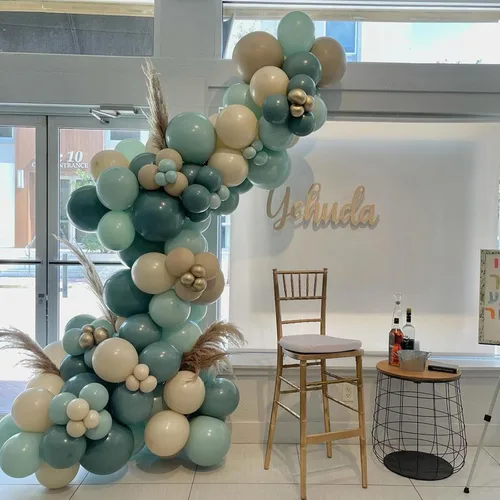 Vista 350 de Globos negros