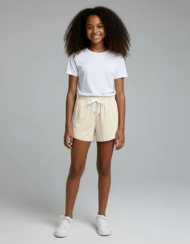 Vista 4 de Real Essentials Paquete de 3 pantalones cortos suaves y cómodos para niña, con cordón, pantalones cortos deportivos de yoga con bolsillos