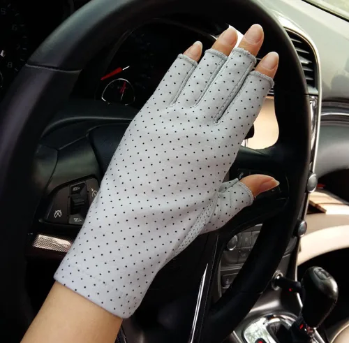 Vista 2 de JURUAA Guantes de protección solar para mujer, sin dedos, guantes de conducción de algodón ligero UV
