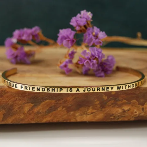 Vista 4 de MantraBand Pulseras Pulsera de mantra ajustable grabada inspiradora Color plateado Regalos para mujeres
