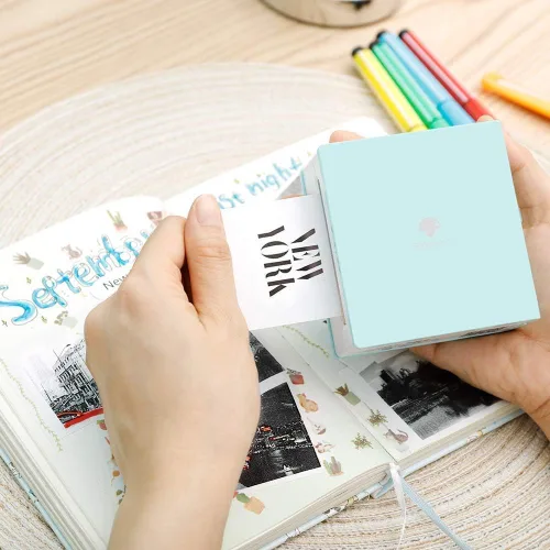 Vista 5 de Phomemo M02 Mini impresora térmica Bluetooth con 3 rollos de papel adhesivo colorido, compatible con iOS + Android para diario de planos, notas