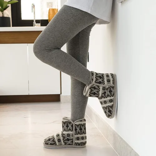 Vista 6 de DL Pantuflas tipo botín para mujer, de punto trenzado, lindas, de felpa de espuma viscoelástica, para interiores y botas de invierno