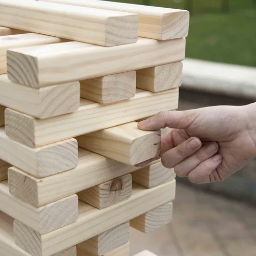 Vista 3 de HEY! PLAY! Juegos de mesa apilables en torre con 54 bloques de madera gigantes, juegos de patio no tradicionales para niños y adultos con estuche