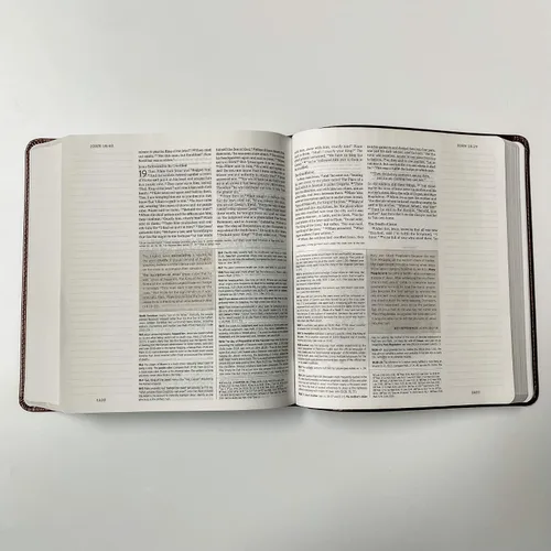 Vista 6 de Biblia de Estudio con Diario ESV con Letras a Mano y Grabado Láser, Regalo Personalizado, Grabado de Nombre Personalizado Disponible