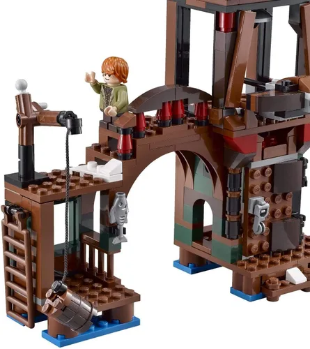 Vista 6 de Lego Hobbit 79016 Attack on lake-town