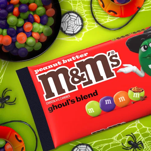Vista 6 de M&M'S Caramelo de Halloween de chocolate con mantequilla de maní Ghoul's Mix de chocolate, 9.48 onzas