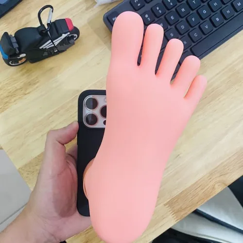 Vista 4 de Funda de teléfono con forma de pie 3D para iPhone 11 12 13 14 Pro Max Mini XR XS X 7 8 divertida funda de teléfono fea de silicona suave
