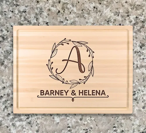 Vista 5 de Tabla de cortar personalizada Regalo de boda para pareja Tablas de cortar personalizadas Mr & Mrs Madera Grabada