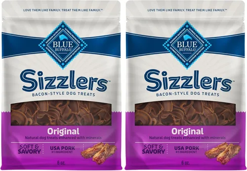 Vista 15 de Blue Buffalo Sizzlers Golosinas para perros estilo tocino con cerdo real de Estados Unidos, sabor cheddar, bolsa de 15 onzas