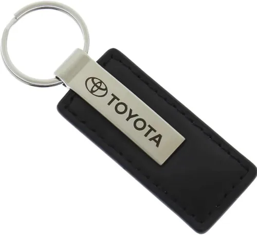 Vista 2 de Au-TOMOTIVE GOLD Llavero de cuero rectangular para Toyota