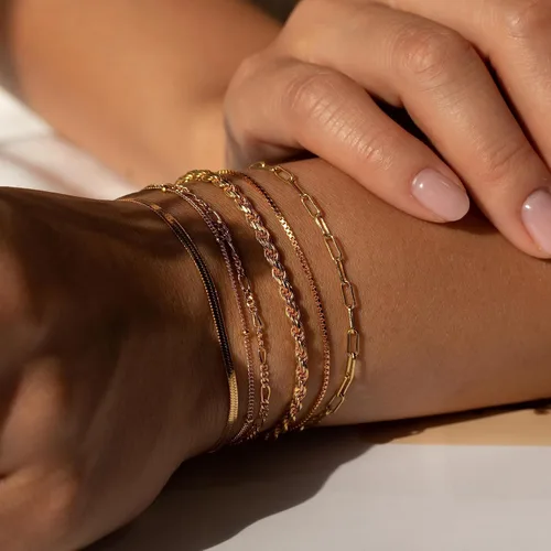 Vista 4 de Gold Bracelets for Women, 14K Gold Layered Bracelets Set Dainty Herringbone Chain Paperclip Link Bracelets Gold Cuban Bracelets for Women
