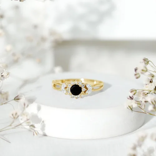 Vista 4 de Anillo de compromiso con halo de flor de diamante y ónix negro certificado para mujer Calidad AAA