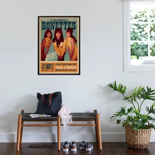 Vista 3 de AllPosters Póster de pared The Ronettes Club a go on Black Frame, 23x33