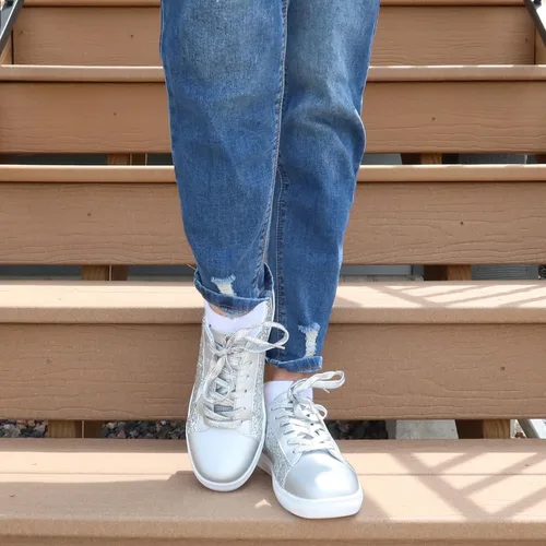 Vista 3 de BosenHulu Zapatos brillantes con lentejuelas brillantes para mujer, zapatos de tenis brillantes con diamantes de imitación con cordones