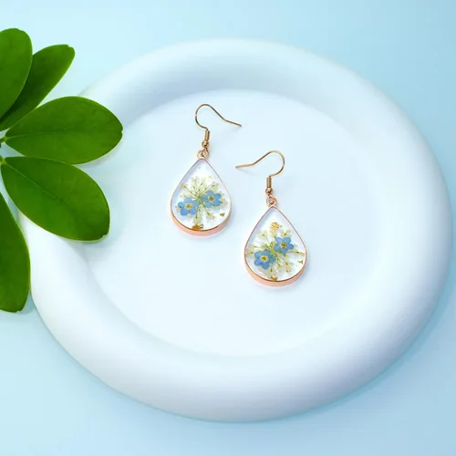 Vista 14 de Pressed Flower Earrings,Handmade Forget-Me-Not and Queen Anne's Lace Wildflower Earrings,Unique Resin Dried Flower,Perfect for Parties