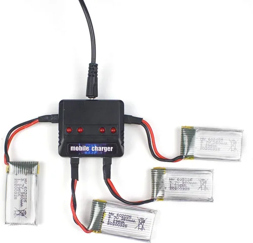 Vista 3 de Cheerwing Cargador 4 en 1 y 4pcs 3.7V 350mAh Batería Lipo Recargable UDIRC U12S U12