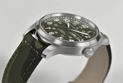 Vista 4 de Hamilton Reloj de hombre con esfera verde automático de campo caqui H70535061, Verde, Moderno