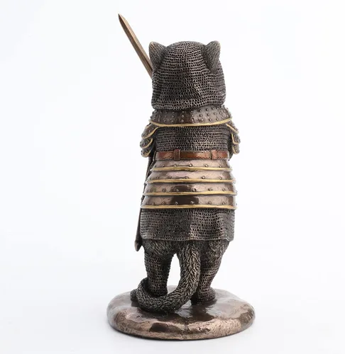 Vista 6 de Veronese Design 5 7/8 pulgadas Sir Pounce A Lot The Cat in Knight Armor - Figura de escultura de resina fundida en frío con acabado de bronce